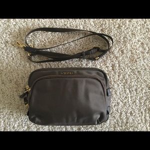 Tumi Voyageur Luanda Flight Bag